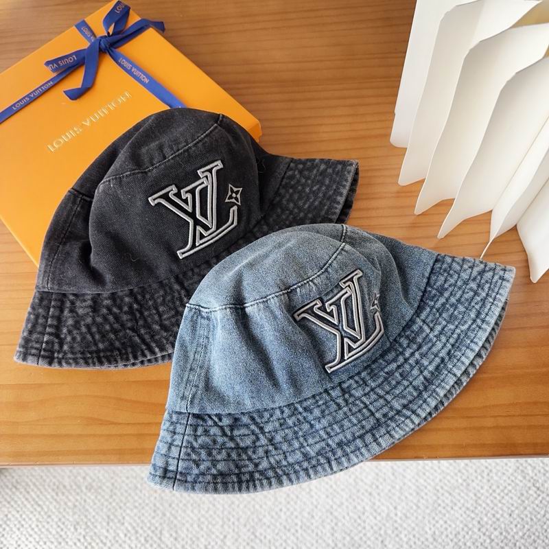 LV hat dx03